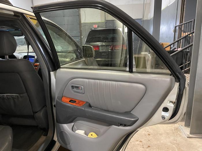 1999 lexus rx 300 with 184877 miles for sale near elk-river, minnesota 2901583f38c2483e8aaf79a27d90906f.jpg