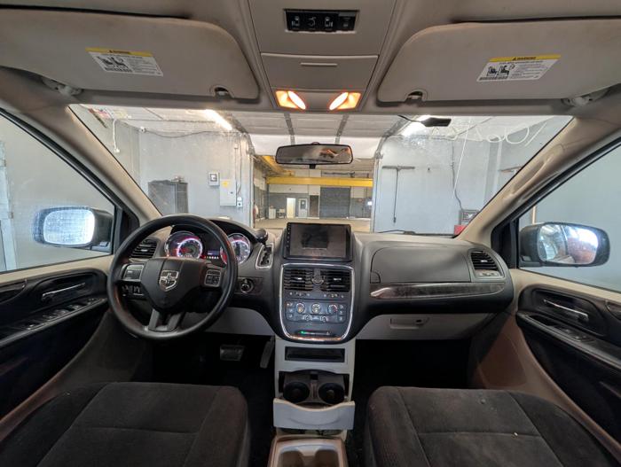 2011 dodge grand-caravan mainstreet with 179218 miles for sale near elk-river, minnesota 2922a3e694a64054803b7622fae2a8a5.jpg