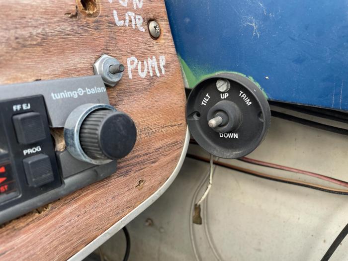 1988 fishing- boat for sale near elk-river, minnesota 29298b96c399447988620e47b19bdebc.jpg