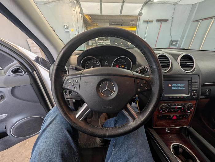 2007 mercedes-benz gl-class gl450 with 195899 miles for sale near elk-river, minnesota 29a3364faa1f4fdbbae4b5a59b4d131d.jpg