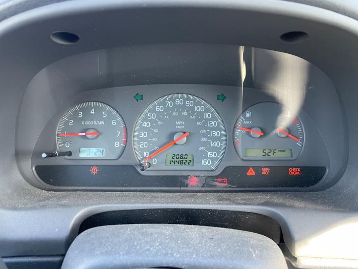 2001 volvo s40 sedan with 144822 miles for sale near elk-river, minnesota 29a9818008bd4884981858f0fa026b1e.jpeg