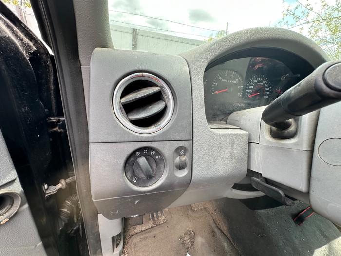 2006 ford f-150 fx4-supercab with 269510 miles for sale near elk-river, minnesota 29ba786c130e452db4a9f382ea35568d.jpeg