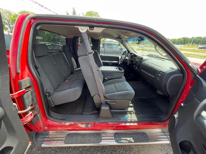2008 chevrolet silverado-1500 work-truck-ext.-cab-std.-box-4wd with 178888 miles for sale near elk-river, minnesota 29c399fa078e428c8a868ff5f56cff62.jpeg