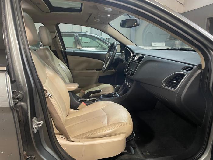 2012 chrysler 200-sedan limited with 167027 miles for sale near elk-river, minnesota 29e594f8a00e44eb90cbaffe68079c34.jpg