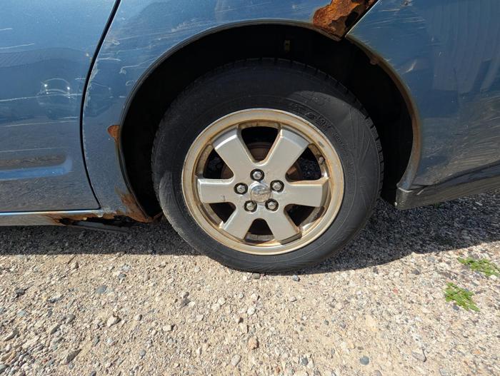 2005 toyota prius 4-door-liftback with 236528 miles for sale near elk-river, minnesota 29fdf197946d49eda1f95cbc941a1271.jpg