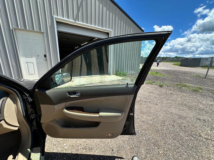 2006 honda accord ex-v6-sedan with 158657 miles for sale near elk-river, minnesota 2a1e36b9b8a14f23aa0cd4c573505eca.jpeg