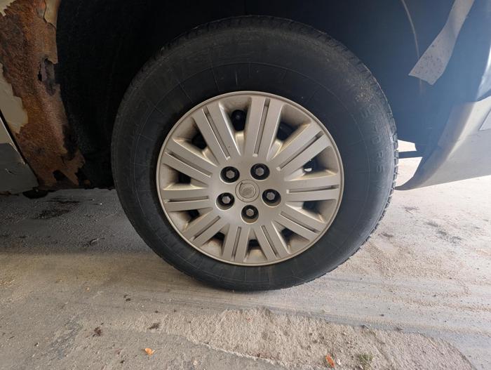 2006 chrysler town-&-country base with 224797 miles for sale near elk-river, minnesota 2a23b0a9c482465386d6f1db99f7c6a9.jpg