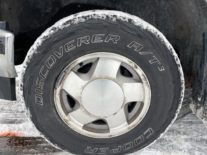 1996 chevrolet suburban with 227941 miles for sale near elk-river, minnesota 2a32c191827e4ff49cda428a7784f46d.jpg