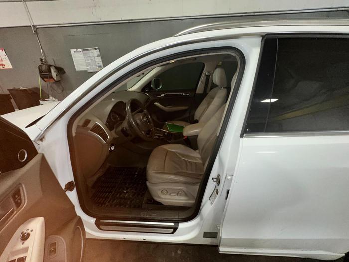2010 audi q5 3.2-quattro-premium with 199988 miles for sale near elk-river, minnesota 2a52fe6f5a754af9bece85187acb0499.jpg