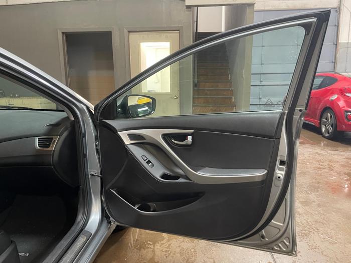 2015 hyundai elantra limited with 104256 miles for sale near elk-river, minnesota 2a8935f45fdb426a962f61b0df19ab10.jpg