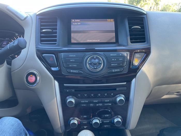 2013 nissan pathfinder le-4wd with 184373 miles for sale near white-bear-lake, minnesota 2afc24e594794fc58744c78da3b3fa13.jpeg