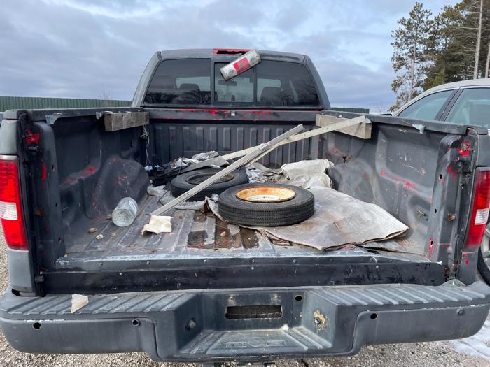 2004 ford f-150 xl with 243495 miles for sale near elk-river, minnesota 2b00f1d582c747bc8895b09d030e6497.jpg