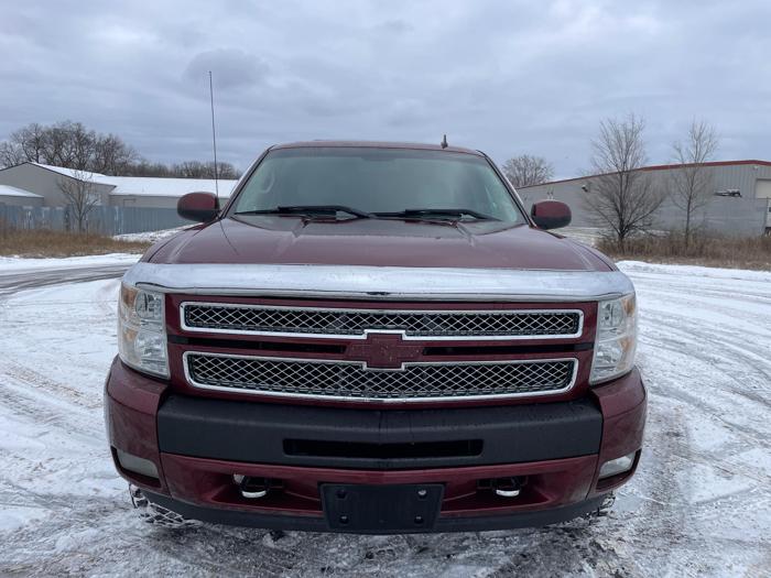 2013 chevrolet silverado-crew-cab-(4-door) 1500-ltz with 192537 miles for sale near elk-river, minnesota 2b0f3b1a0ac8444b9cd8f7efc5e69c1d.jpg