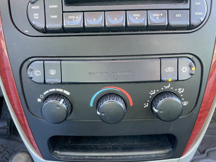 2006 chrysler town-&-country base with 220078 miles for sale near elk-river, minnesota 2b2a8cfd9f4f4e118aa90f3e284ab03a.jpeg