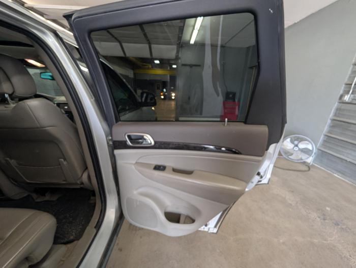 2011 jeep grand-cherokee laredo-4wd with 178808 miles for sale near elk-river, minnesota 2b73fd7bf8c5464ea6033700f23a07e8.jpg