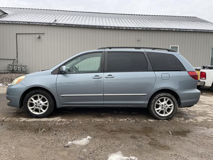 2004 toyota sienna xle with 284688 miles for sale near elk-river, minnesota 2b9d59fe92cd40d7befda856e8487f1f.jpg