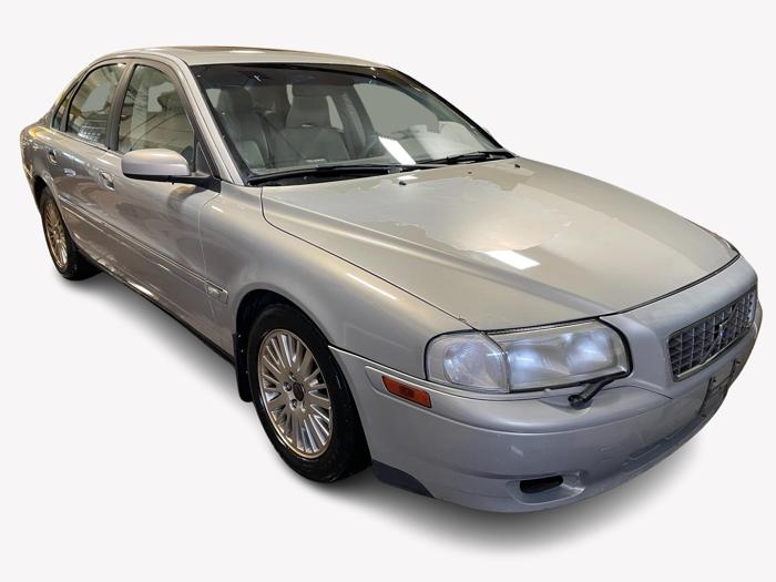 2004 volvo s80 base with 115570 miles for sale near elk-river, minnesota 2ba04b011c124d1ab3ae1143669dc847.jpg