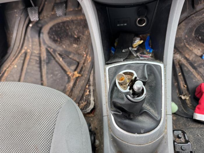 2012 hyundai accent gs-5-door with 169292 miles for sale near elk-river, minnesota 2ba20e4ef25d493a9dab4e6800f92d1b.jpg