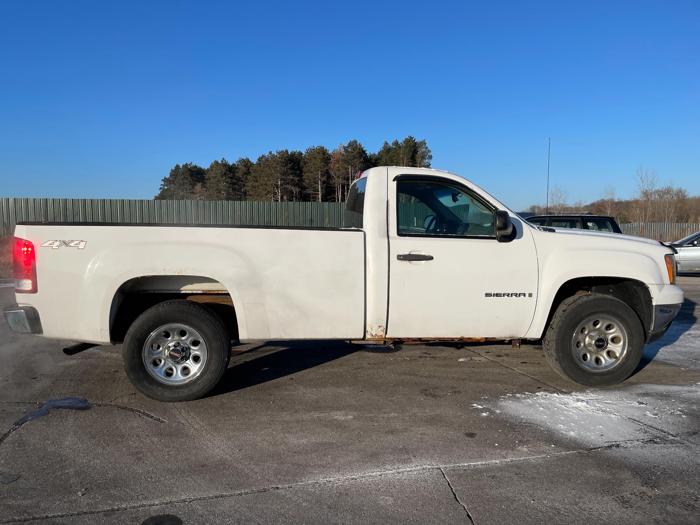 2009 gmc sierra-1500 work-truck with 124953 miles for sale near elk-river, minnesota 2bb38c929bcf4cd1943887a8b1a51598.jpg