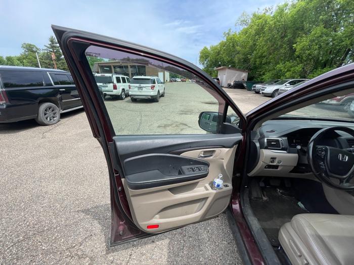 2016 honda pilot exln-4wd with 181633 miles for sale near brainerd, minnesota 2bc83c67a38c48269c53f6283c71a392.jpeg