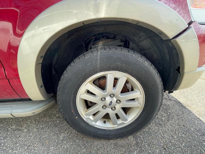 2009 ford explorer eddie-bauer-4.0l-4wd with 146444 miles for sale near brainerd, minnesota 2bdecbc5b07742019c0d7e17b7388a56.jpeg