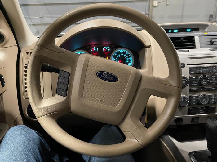 2010 ford escape xlt with 160473 miles for sale near elk-river, minnesota 2c07c40c25a84aed89c8b2cdba54a9d2.jpg