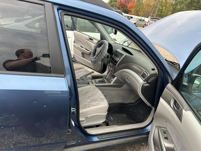2010 subaru forester 2.5x-premium with 163209 miles for sale near elk-river, minnesota 2c0e9873637547f2a9a196ae3a10ba33.jpg