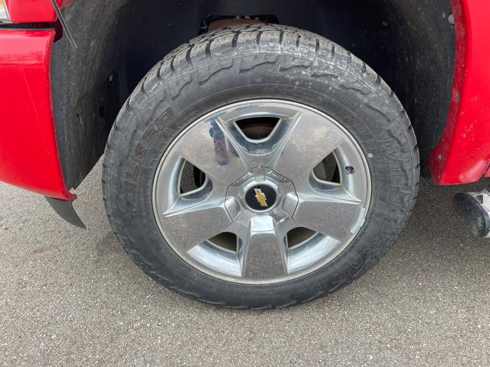 2011 chevrolet silverado-1500 ltz-crew-cab-4wd with 205628 miles for sale near alexandria, minnesota 2c3753c3517e4a219356fca698503f1e.jpeg