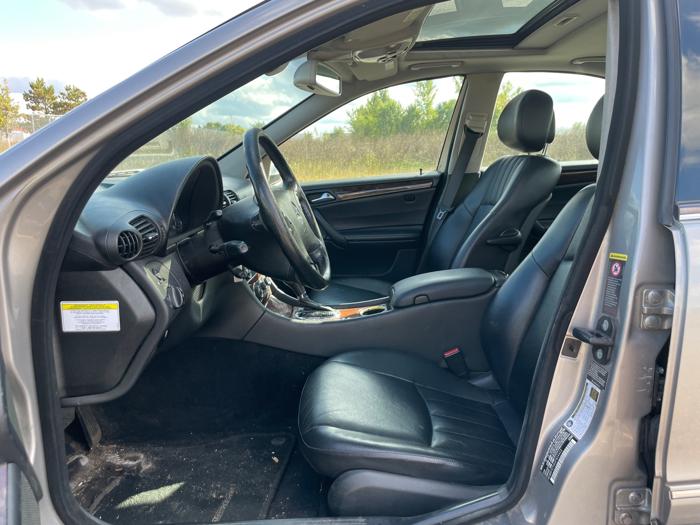 2006 mercedes-benz c-class c350-luxury-sedan with 126290 miles for sale near elk-river, minnesota 2c378491e8d442618a420475aedb9014.jpeg