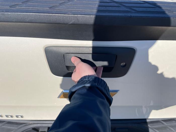 2011 chevrolet silverado-1500 ltz-crew-cab-4wd with 211676 miles for sale near fridley, minnesota 2c5d59c94af64f39b320766eaa895d13.jpeg