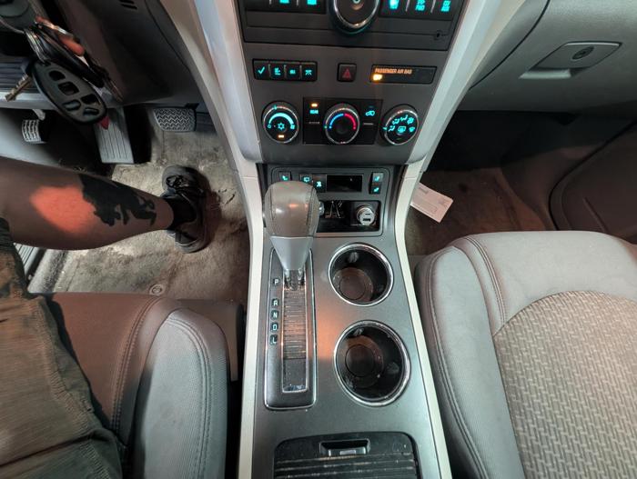 2011 chevrolet traverse lt-awd with 201771 miles for sale near elk-river, minnesota 2c704a80b890433d8fb6951dadd256db.jpg