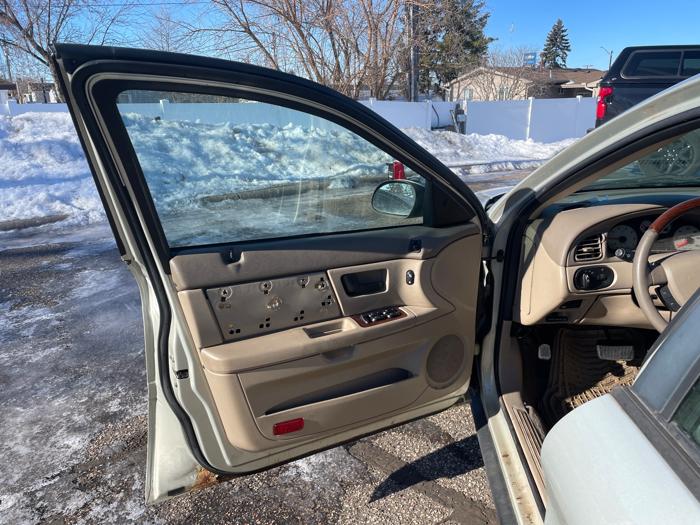 2006 ford taurus sel with 177167 miles for sale near fridley, minnesota 2cc7f95b013044fc8e3ba0cff883a322.jpeg