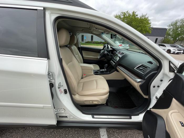 2015 subaru outback 2.5i-limited with 165500 miles for sale near eden-prairie, minnesota 2cdf942525be44028784f768193fbe67.jpeg