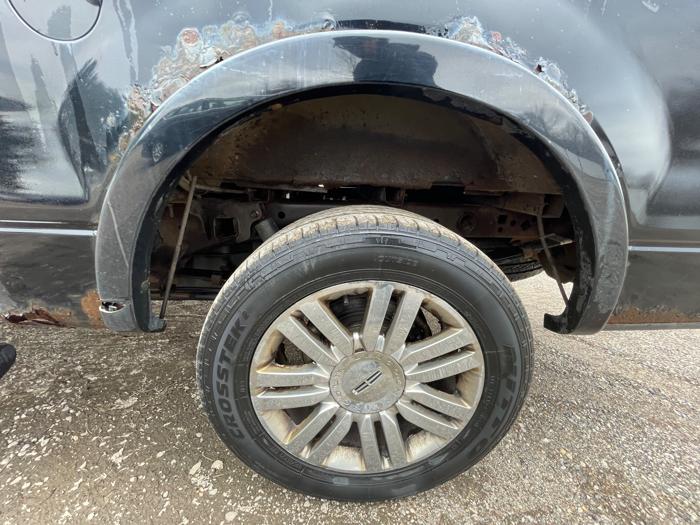 2007 lincoln mark-lt 4wd with 201750 miles for sale near elk-river, minnesota 2ce7419be98f4f60b993cf56d6fba4e6.jpeg