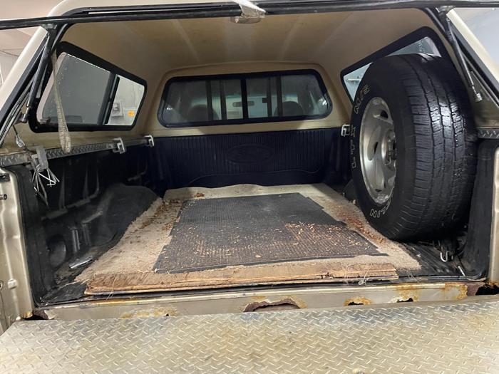 2000 ford f-150 xl with 170673 miles for sale near elk-river, minnesota 2cfa84759fdf479d99cfd8b2fad44233.jpg