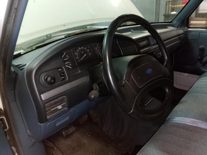 1993 ford f-150 s-reg.-cab-short-bed-2wd with 183885 miles for sale near elk-river, minnesota 2cff316e34d440179fc6812d8b0f77d1.jpg