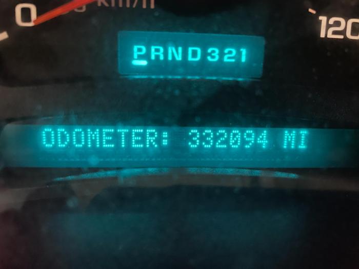2003 chevrolet suburban 1500 with 332094 miles for sale near elk-river, minnesota 2d1838c660114b2a9bf90d2c319d2a00.jpg