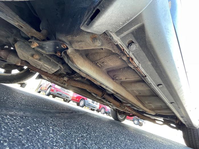 2007 subaru outback 2.5i-wagon with 203657 miles for sale near clearwater, minnesota 2d26775f707b43078b47d8f452d2ef22.jpeg