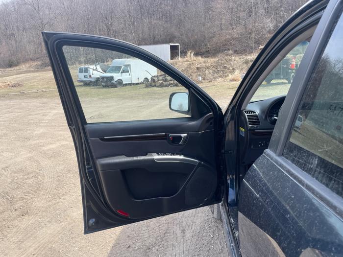 2010 hyundai santa-fe se-3.5-awd with 179803 miles for sale near jordan, minnesota 2d2db62cd087450ea32454ee58ef61f1.jpeg