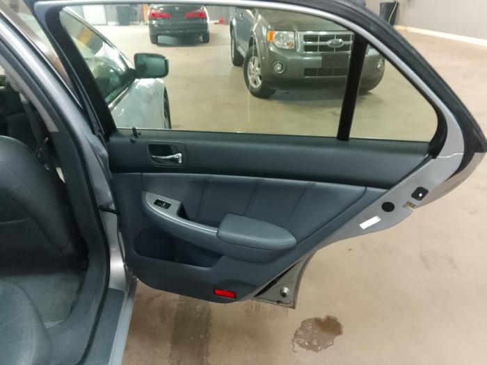 2005 honda accord-hybrid v6-5-speed-at with 202413 miles for sale near elk-river, minnesota 2d7d4762cff7404c87a07bf88c529ed7.jpg