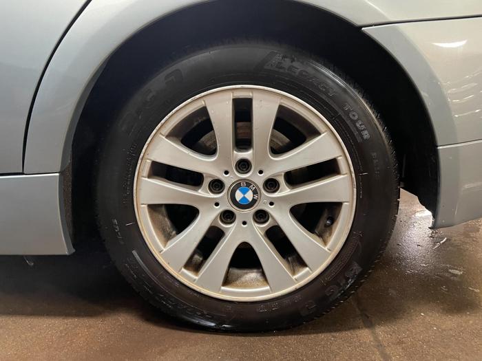 2006 bmw 3-series 325xi-sedan with 99662 miles for sale near elk-river, minnesota 2da96e104e374806a5689cb67f2313c1.jpg