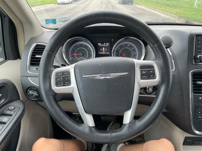 2016 chrysler town-&-country touring-l with 141316 miles for sale near elk-river, minnesota 2dc30b2152f94c81af85f8dc772f7619.jpeg