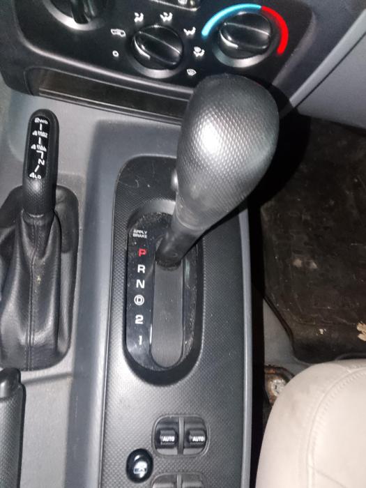 2005 jeep liberty sport-4wd with 136960 miles for sale near elk-river, minnesota 2dcf8d187ff14ee5ae159b93a751f6fb.jpg