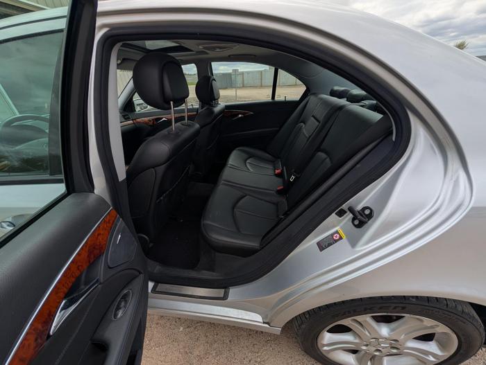 2006 mercedes-benz e-class e350 with 132043 miles for sale near elk-river, minnesota 2deeadc7fad2418186aedd080940114f.jpg