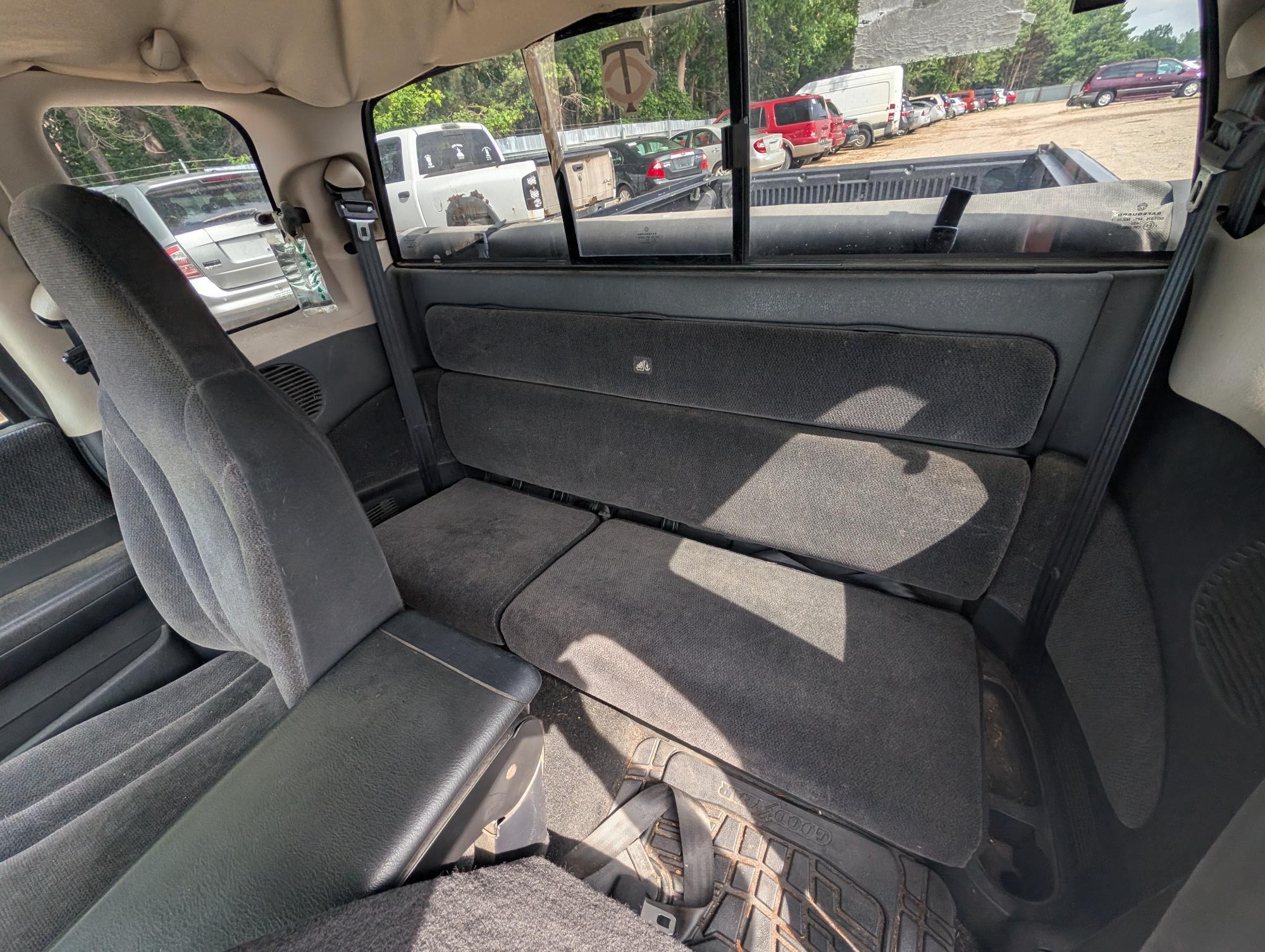 2002 dodge dakota slt-club-cab-4wd with 213792 miles for sale near elk-river, minnesota 2e0ba50a1c664e19a534d05b113d2cad.jpg