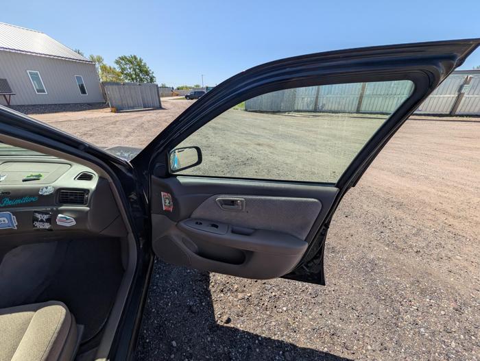 2000 toyota camry ce with 200577 miles for sale near elk-river, minnesota 2e39346865f84d06bbfe8beab7d59318.jpg