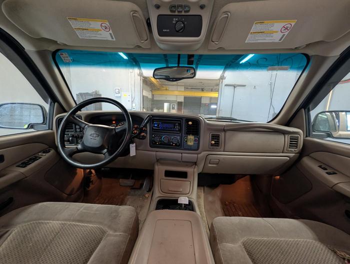 2001 chevrolet tahoe 4wd with 256492 miles for sale near elk-river, minnesota 2e4615c2cc8044e587a1009c8900a751.jpg
