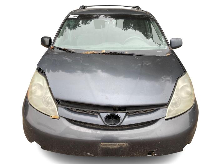 2006 toyota sienna with 146292 miles for sale near elk-river, minnesota 2e6d668a52194bd1a804c5d711e952cf.jpg