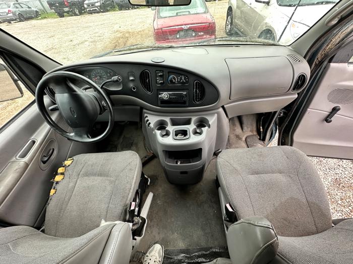 2001 ford econoline e350-extended with 236141 miles for sale near elk-river, minnesota 2e847576afb5474fa86b4f8d1599dce9.jpeg