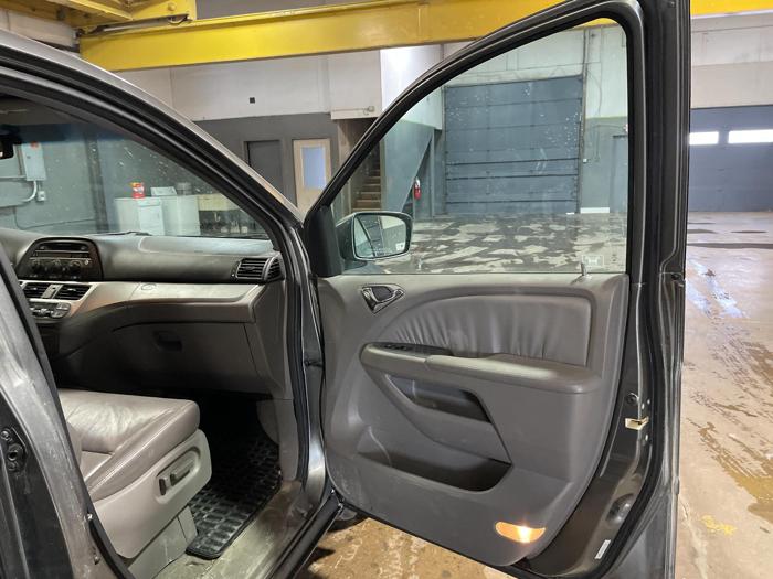 2009 honda odyssey ex-l with 253014 miles for sale near elk-river, minnesota 2e9c7584e3fc45a4a4294a3595b7b14a.jpg